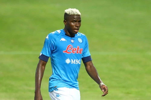 2. Victor Osimhen (Lille tới Napoli, 70 triệu euro).