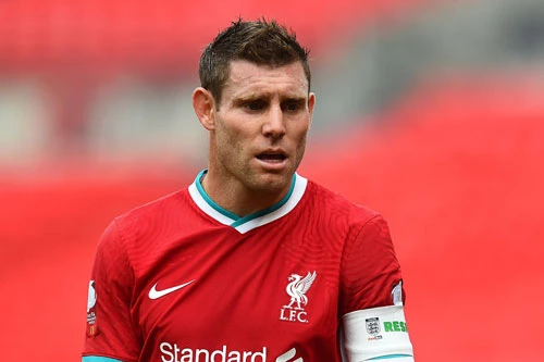 3. James Milner (Man City tới Liverpool, 2015).