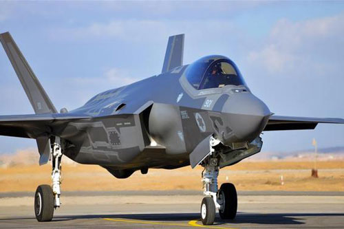 Ông Trump toan tính gì khi ‘âm thầm’ bán vũ khí cho UAE?