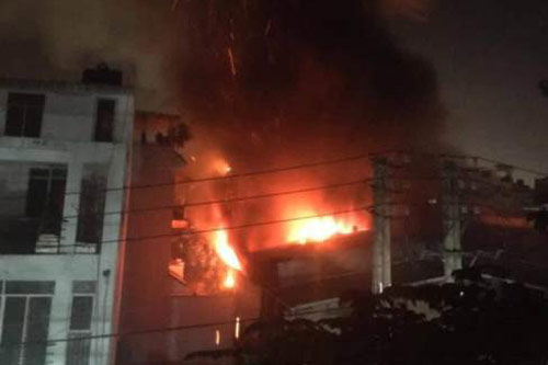 TP.HCM: Ghen tuông, người phụ nữ phóng hỏa đốt công ty của em người tình