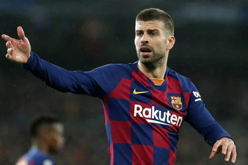 Trung Vệ: Gerard Pique (Barcelona - Chi phí giải phóng hợp đồng: 500 triệu euro).