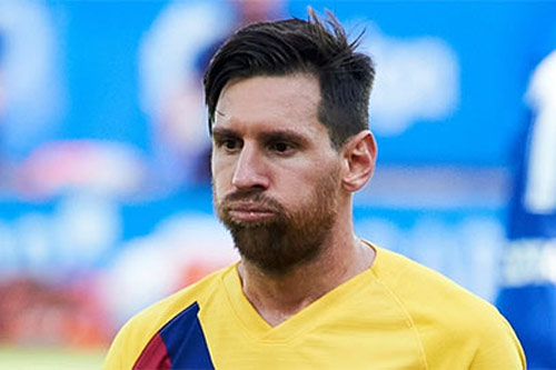 Messi có thể kiện lên FIFA để rời Barca