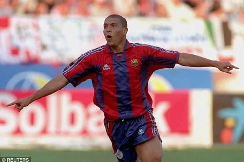 8. Ronaldo (béo) - Thời gian thi đấu từ 1996 đến 1997.