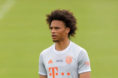 9. Leroy Sane (Man City đến Bayern Munich, 45 triệu euro).