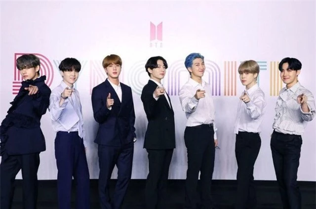 BTS ẵm trọn 4 giải tại VMAs 2020 - Ảnh 1.