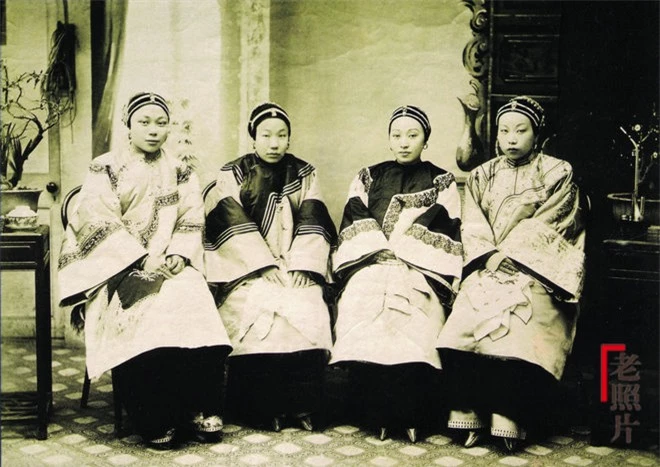 Loạt ảnh cũ phản ánh chân thực nhất về những phụ nữ người Hán vào cuối thời nhà Thanh - Ảnh 4.