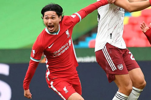 Minamino và bước tiến dài trong màu áo Liverpool