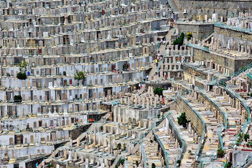 Ngắm những nghĩa trang "kì dị" nhất thế giới