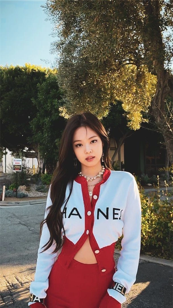 10 bộ cánh giúp Jennie (BLACKPINK) trở thành biểu tượng thời trang xứ Hàn - Ảnh 10