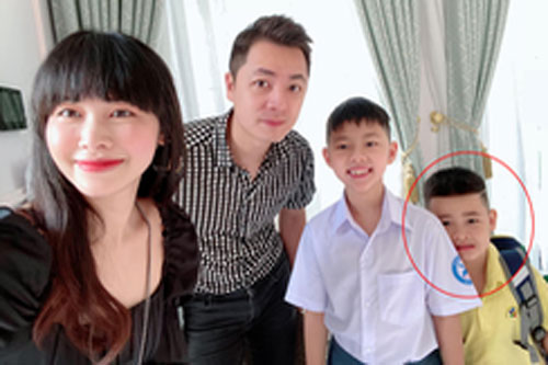 Ngày tựu trường, hai quý tử nhà Đăng Khôi có biểu hiện trái ngược nhưng dân tình vẫn xuýt xoa vì một hành động "cực tình"