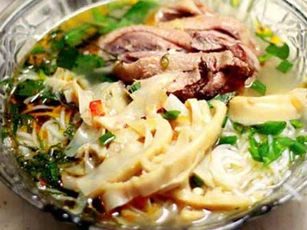 Cách nấu vịt xáo măng tại nhà đơn giản nhất, đảm bảo không hôi