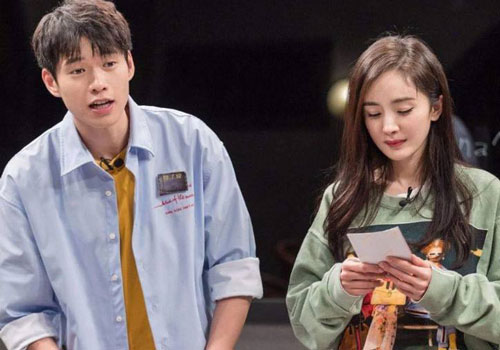 Không công khai hẹn hò nhưng Dương Mịch lại tiếp tục để lộ bằng chứng sống chung với tình trẻ