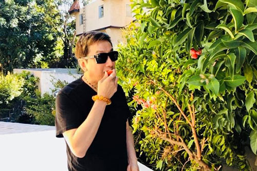 Những loài cây thuần Việt trong khu vườn của ca sĩ Trường Vũ tại Mỹ