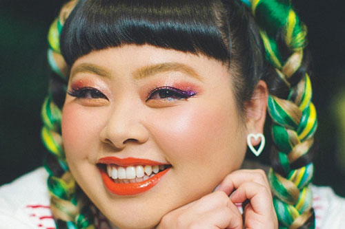 "Cây hài ngoại cỡ" vượt lên định kiến về chuẩn mực cơ thể