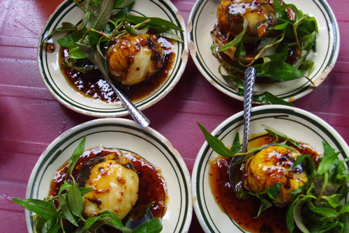 Chú ý gì khi ăn trứng vịt lộn để không gây hại đến sức khỏe?