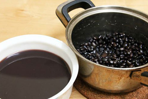 Giảm cân bằng đậu đen - cách được nhiều chị em văn phòng ưa chuộng