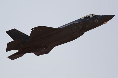 Thương vụ vũ khí hay 'con bài' lôi kéo?