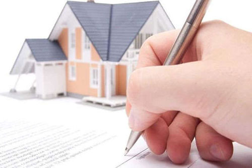 Mẹ sang tên sổ đỏ cho con thì có tiếp tục được miễn thuế không?