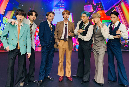 Tạp chí Forbes: "Phủ nhận BTS là nghệ sĩ lớn nhất thời điểm hiện tại là hành động cố tình phớt lờ vấn đề"