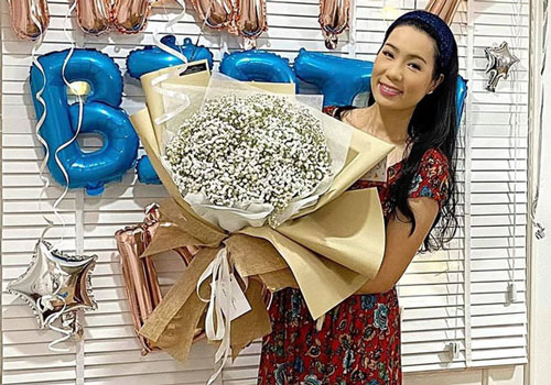 Trịnh Kim Chi: 'Sân khấu khó khăn, nhiều nghệ sĩ đang chuyển nghề'