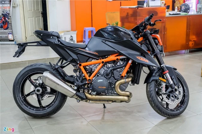 Chi tiet KTM 1290 Super Duke R anh 15