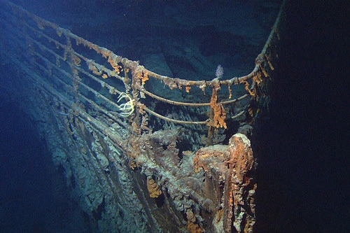 Xác tàu Titanic.