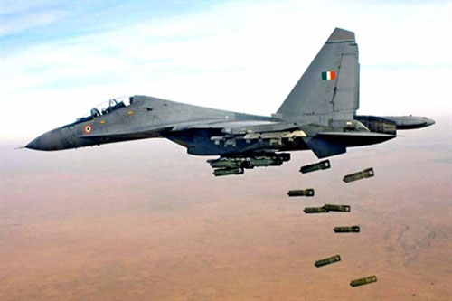 Vì sao Su-30MKI Ấn Độ đắt gấp đôi Su-30SM Nga?