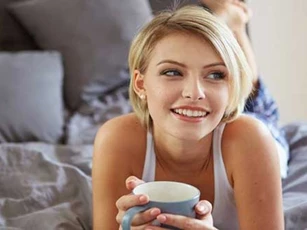 Mỗi buối tối uống 1 cốc nước này theo cách dưới đây, U40 cũng có thể trẻ khoẻ như đôi mươi, trị mất ngủ hiệu quả