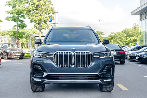 Loạt xe hơi BMW giảm giá tại Việt Nam, cao nhất hơn 800 triệu đồng