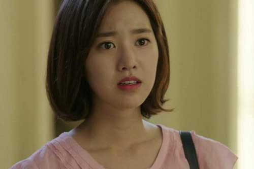 Nhận kết quả kiểm tra sức khỏe, tôi hốt hoảng gọi chồng tới bệnh viện nhưng anh dửng dưng "nắng lắm, chiều mát đi" và quyết định cay đắng