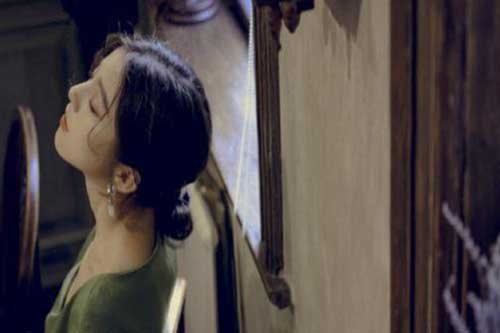 Thấy chị dâu hỗn láo, tôi lên tiếng trách móc thì cả nhà lao vào bênh chị