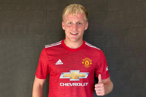 Van de Beek nói gì khi gia nhập M.U?