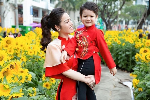 Nhật Kim Anh: 'Tôi bị tác động nên nhường nuôi con'