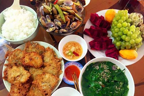 Sai lầm khi ăn tối dễ sinh bệnh và giảm tuổi thọ, rất nhiều người Việt mắc