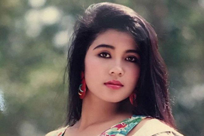 Lộ ảnh gần 30 năm trước của 'Người đẹp Tây Đô' Việt Trinh, nhan sắc và vóc dáng gợi cảm đến ngỡ ngàng