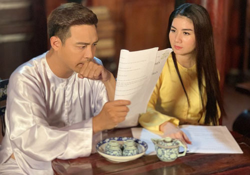 Diễn viên Thanh Duy: 'Đóng phim với vợ còn áp lực hơn cảnh hôn với bạn diễn nữ'