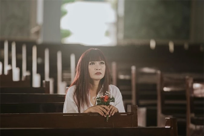 Ca sĩ Phương Thanh chia sẻ với Ngoisao.net ngày 18/9 là ngày giỗ của ca sĩ Minh Thuận. Cô đầu tư sản xuất một MV và tổ chức một show nhạc trực tuyến vào đúng ngày này để cùng bạn bè tưởng nhớ nam ca sĩ. Bối cảnh của MV đặt tại nhà thờ