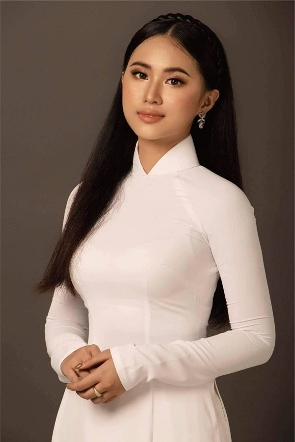 Top thí sinh dự thi Hoa hậu Việt Nam không chỉ trẻ đẹp mà còn có thành tích học tập cực tốt - Ảnh 10.