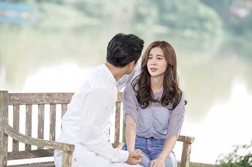 Thông gia đến chơi mà mẹ tôi không giữ lại ăn cơm, bà còn nói một câu khiến chồng tôi giận "tái mặt"