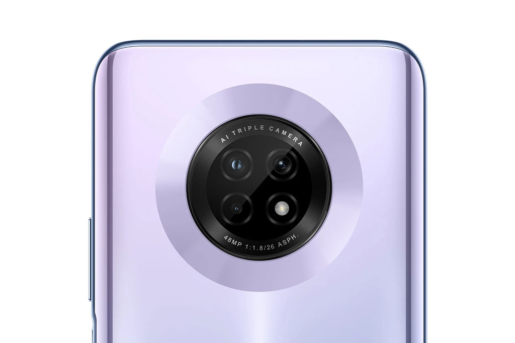 Smartphone 5G, RAM 8 GB, sạc 40W, 3 camera sau, giá hơn 8 triệu