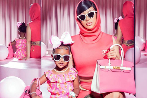 Các sao mặc đồ đôi với con gái