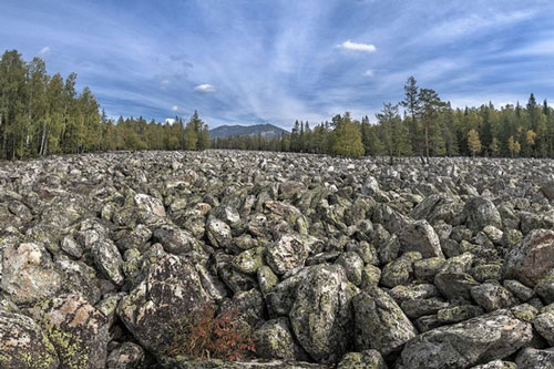 Chuyện ly kỳ về dòng sông không có nổi một giọt nước suốt hàng nghìn năm qua nhưng đẹp lung linh vì điều bất ngờ