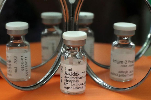 Các loại thuốc steroid giúp giảm tỷ lệ tử vong ở bệnh nhân COVID-19 thể nặng