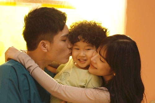 Anh Tú The Voice hát tôn vinh bác sĩ chống Covid-19