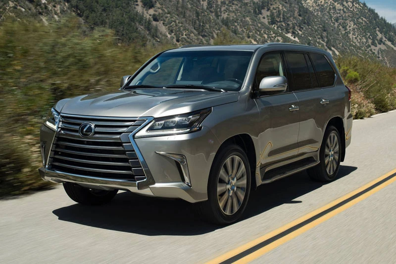 Lexus LX 570 2020.