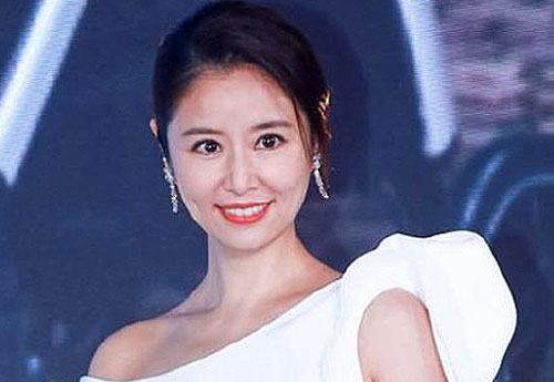 Lâm Tâm Như đáp trả tin ly hôn, có thai