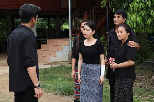 Đi mua sắm với bạn thân, tôi không ngờ lại bắt quả tang và phát giác chuyện mờ ám của chồng