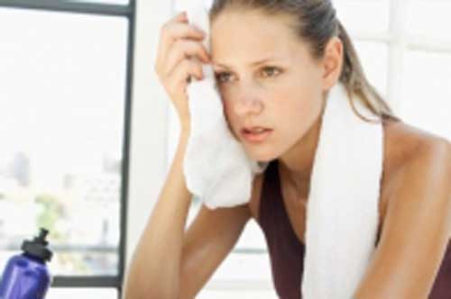 Thường xuyên đổ mồ hôi ở 4 vị trị này là dấu hiệu của bệnh tật, chớ chủ quan coi thường