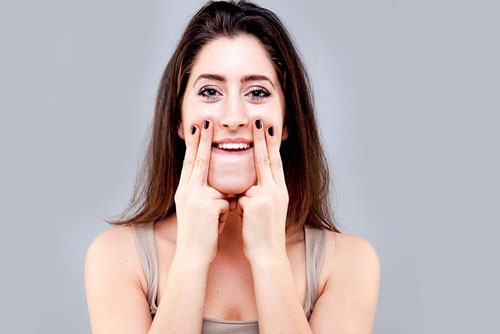 5 bài tập giúp mặt thon gọn, giảm mỡ hiệu quả