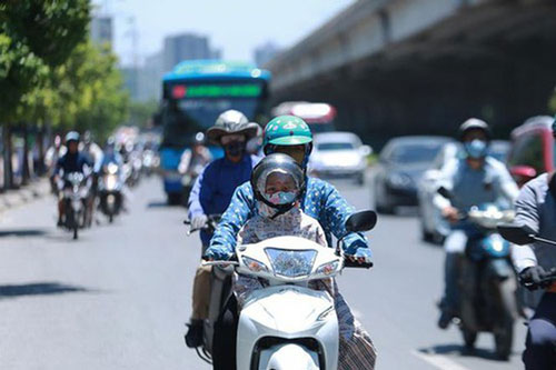 Các khu vực trên cả nước oi nóng, chiều tối mưa dông